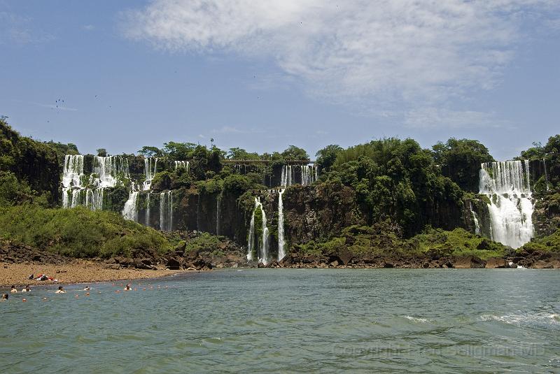 20071204_115312  D2X 4000x2677.jpg - Lower Iguazu Falls from boat, Argentina